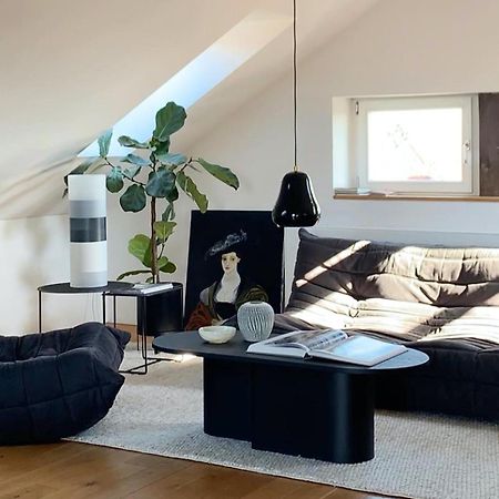 Design Apartments "Hier War Goethe Nie" Weimar  Bagian luar foto