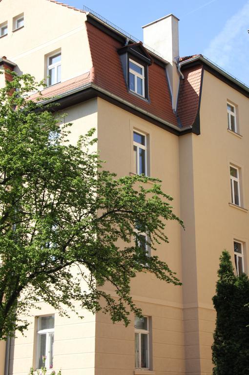 Design Apartments "Hier War Goethe Nie" Weimar  Bagian luar foto